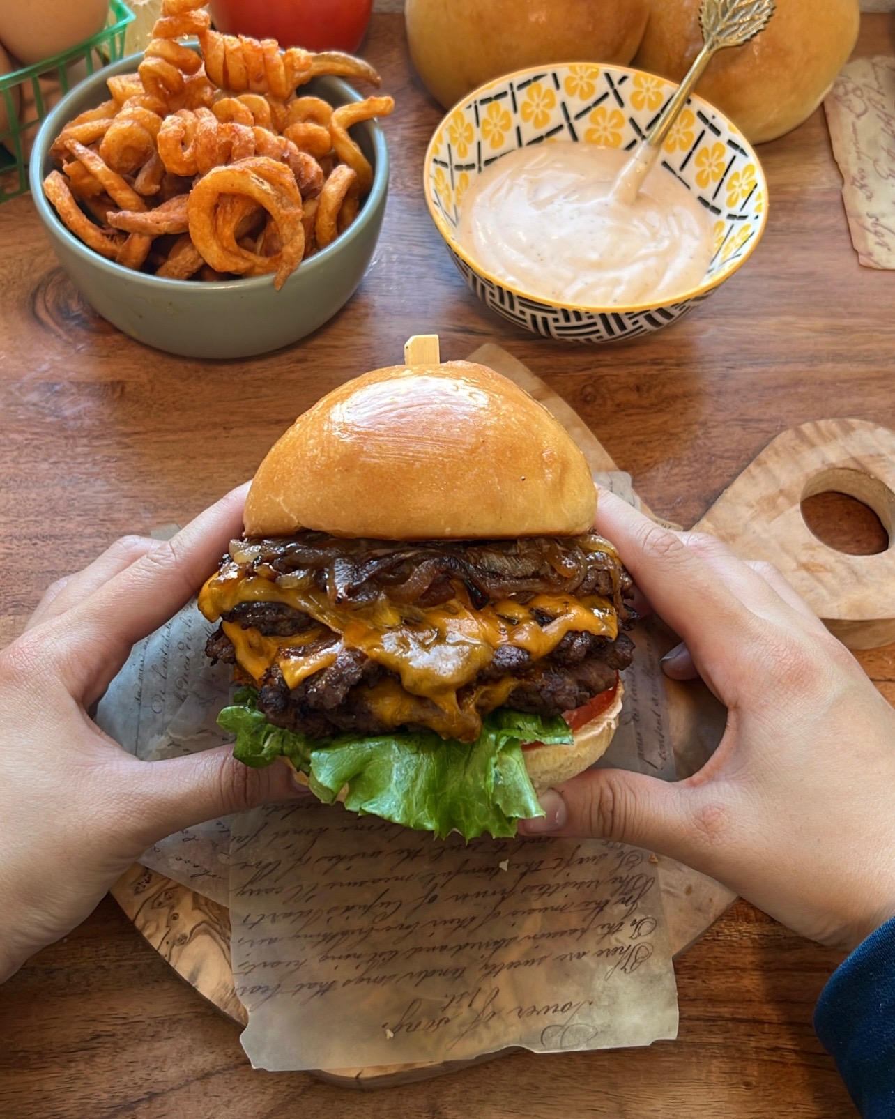 Fried Egg Smash Burger - Zimmy's Nook